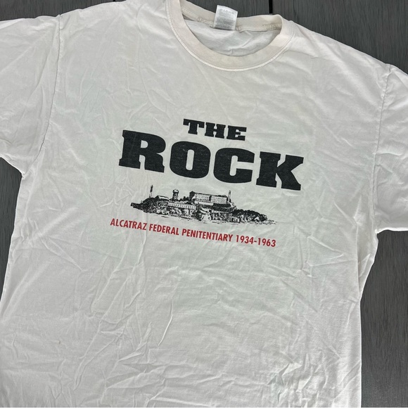 The rock Alcatraz federal penitentiary prison t-shirt vintage look size xl men - Picture 1 of 10